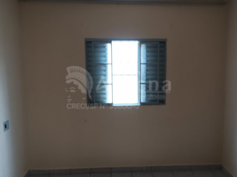 Casa – Bairro: Vila Maria – Altinópolis/SP