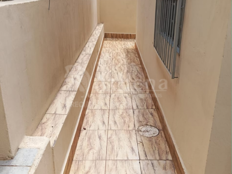 Casa – Bairro: Vila Maria – Altinópolis/SP