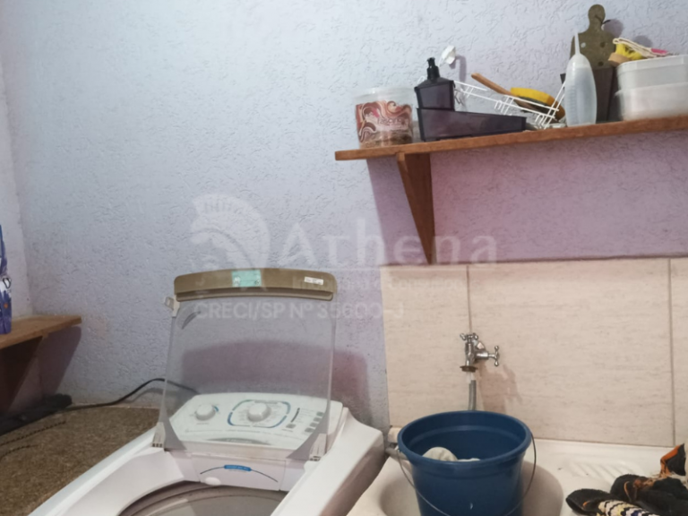 VENDA: im19: Casa – Bairro: Centro – Altinópolis/SP