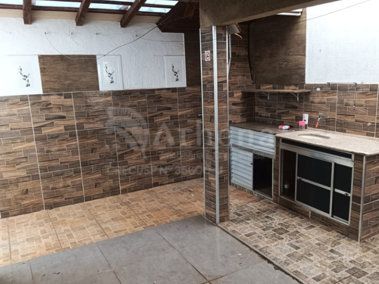 VENDA: Rua Francisco Alves  – Bairro: Morada Gabriela – Altinópolis