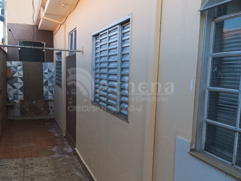 VENDA: Rua Francisco Alves  – Bairro: Morada Gabriela – Altinópolis